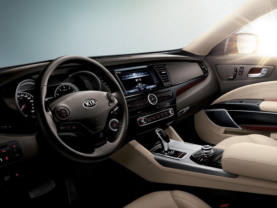  Kia Quoris 2012 года  (фото 70 из 72)